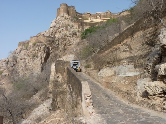 Kuchaman Fort and the old elephant track up to it.