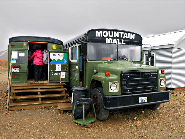 The Mountain Mall buses